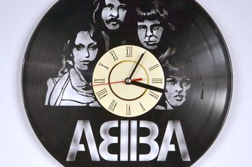 Pololetní vysvědčení a ABBA